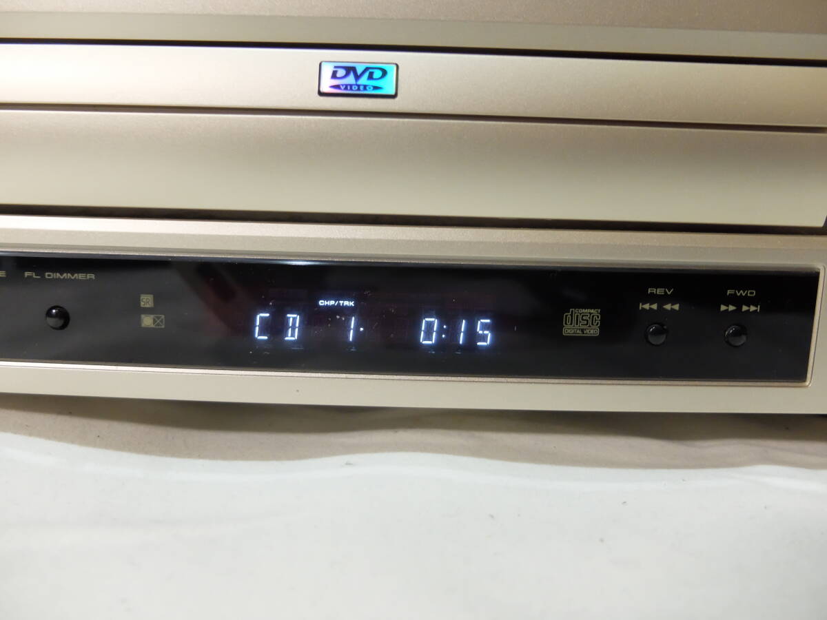 パイオニア Pioneer DVL-919 DVD/CD/LDプレーヤー レーザーディスクプレーヤー リモコン付きの画像4