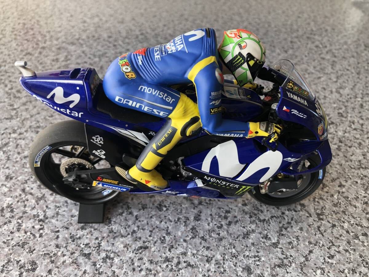 【中古】ミニチャンプス 1/12 モビスターヤマハ YZR M-1 2018 ロッシの画像5