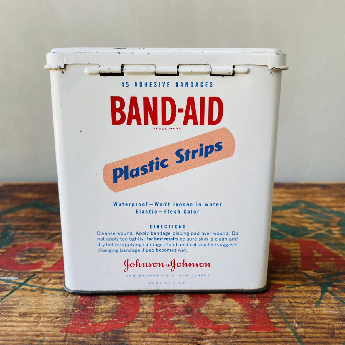 【1950s USA vintage】Johnson&Johnson BAND-AID tin can バンドエイド ビンテージ 缶