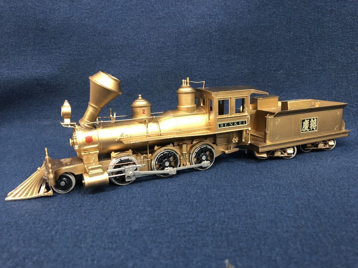 鉄道模型 蒸気機関車 テンダー機関車 弁慶号 長さ31cm ゲージ幅21㎝ 金色 金属製 動作未確認 現状品 ジャンク 中古 保管品_画像1