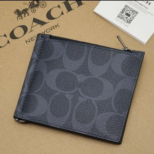 新作　新品　COACH　折り財布　マネークリップ