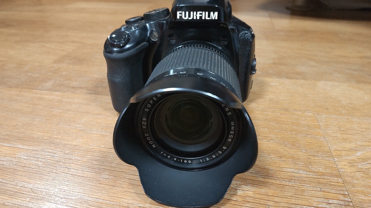 【送料無料】FUJIFILM FINEPIX HS50EXR、光学42倍マニュアルズームレンズ、超望遠デジカメ、付属品あり《ジャンク品》の画像5