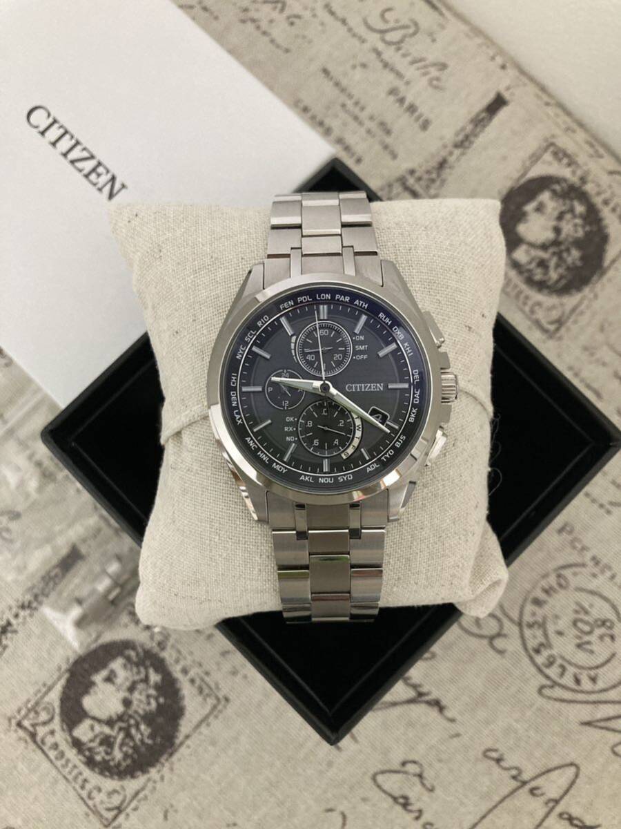 美品！フルコマ！ CITIZEN 腕時計 シチズン アテッサ チタン メンズ 電波ソーラー at8040-57eの画像2