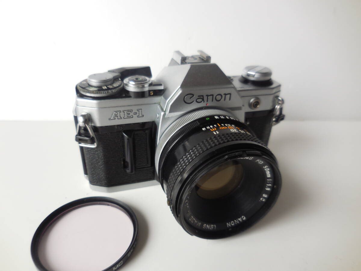 キヤノン CANON AE-1  単焦点レンズ付きの画像3