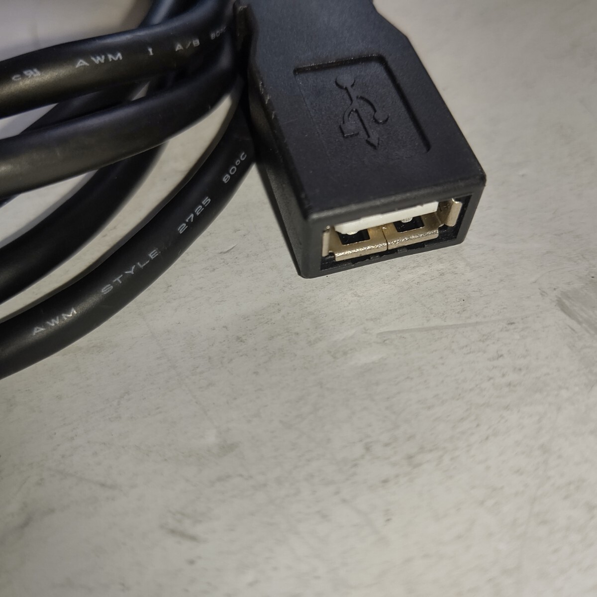 カロッツェリア USB接続ケーブル CD-U120の画像3