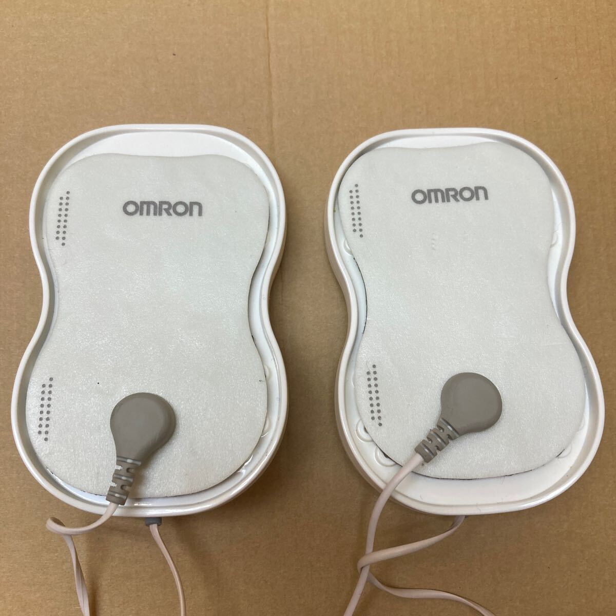 HY0952 OMRON オムロン 電気治療器 HV-F9520 こり治療 痛み治療 温熱治療 家庭用 通電確認済 現状品 0417の画像10