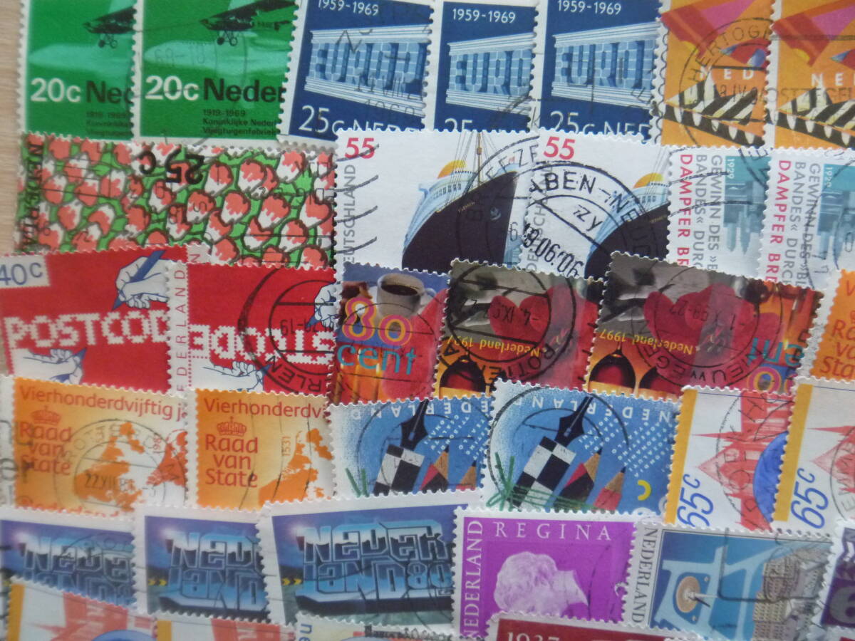 ★外国切手・海外切手★１１０枚★使用済切手・消印付き切手★中型切手★Aの画像4