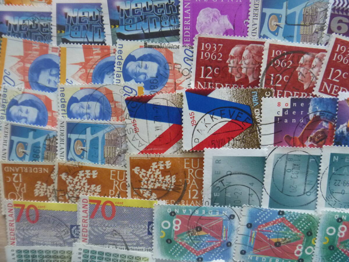 ★外国切手・海外切手★１１０枚★使用済切手・消印付き切手★中型切手★Aの画像5