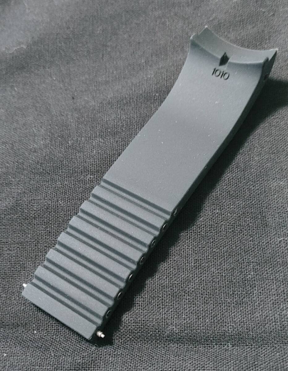 Sinn ジン 22mmシリコンベルト ブラック 未使用 定価11,000円 本体側バネ棒なしの画像2