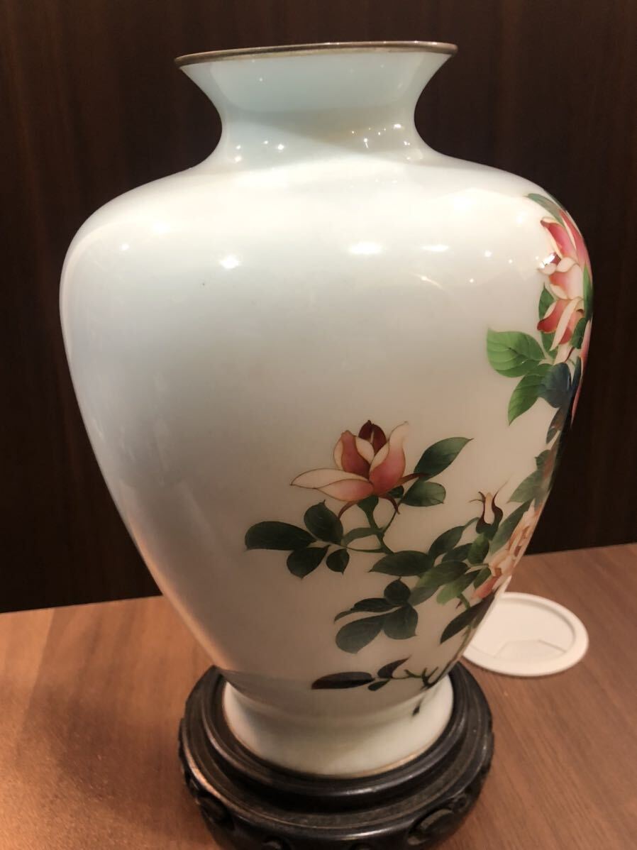 安藤七宝店 謹製 青磁 花瓶 花器 花生 壷 花入 インテリア 骨董品 焼物 共箱付き 25cm 箱付 現状品宮内庁御用達 深川製磁 有田焼 の画像6