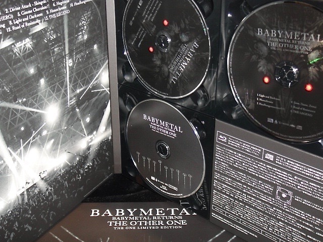 BABYMETAL/RETURNS THE OTHER ONE/Blu-ray+2CD/THE ONE LIMITED EDITION/ヤフオク/THE ONE/ジャパメタ_画像3