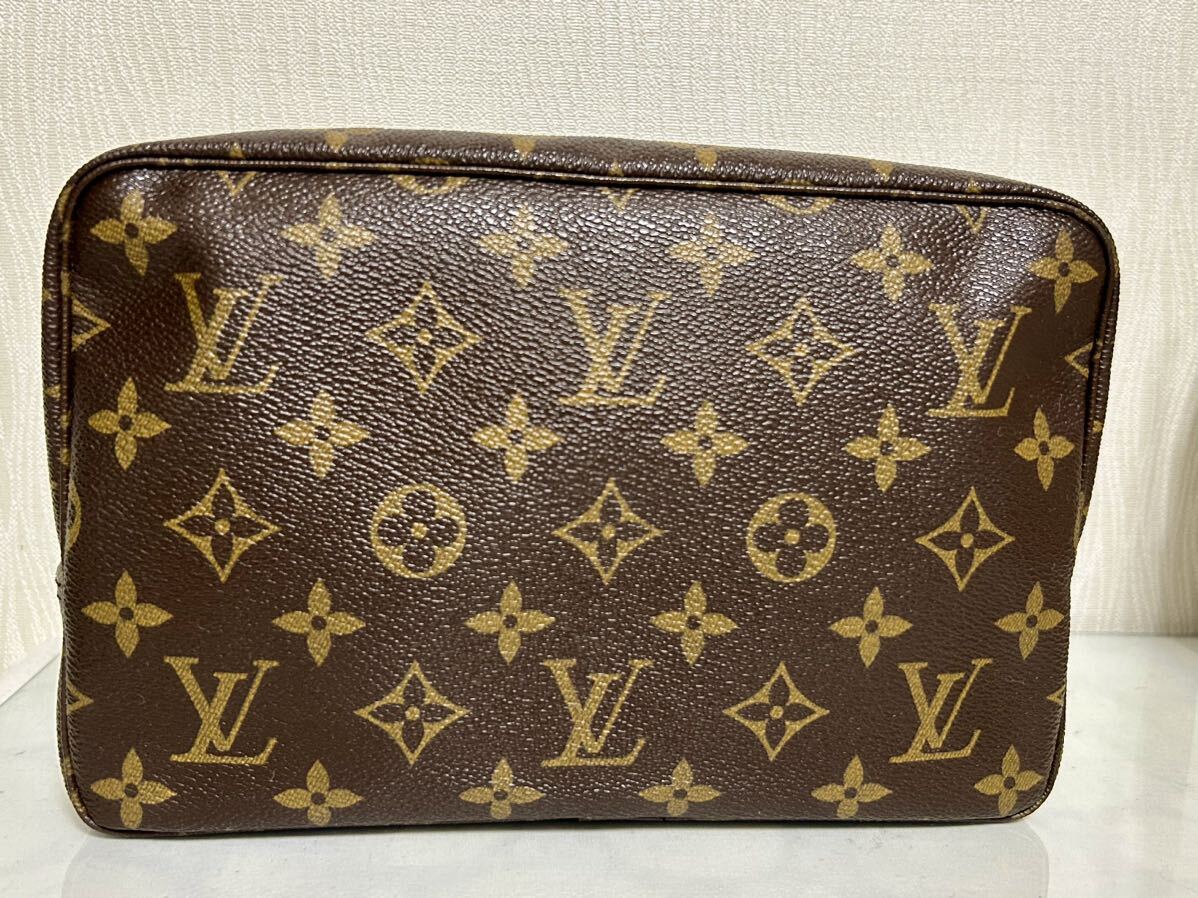 LOUIS VUITTON ルイヴィトン セカンドバッグ モノグラム トゥルース・トワレット23 M47524の画像1