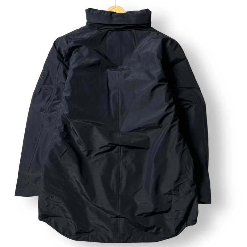 新品 Karrimor カリマー 定価5.3万 pioneer coat 2 撥水 防水 透 新品 Karrimor カリマー 定価5.3万 pioneer coat 2 撥水 防水 透