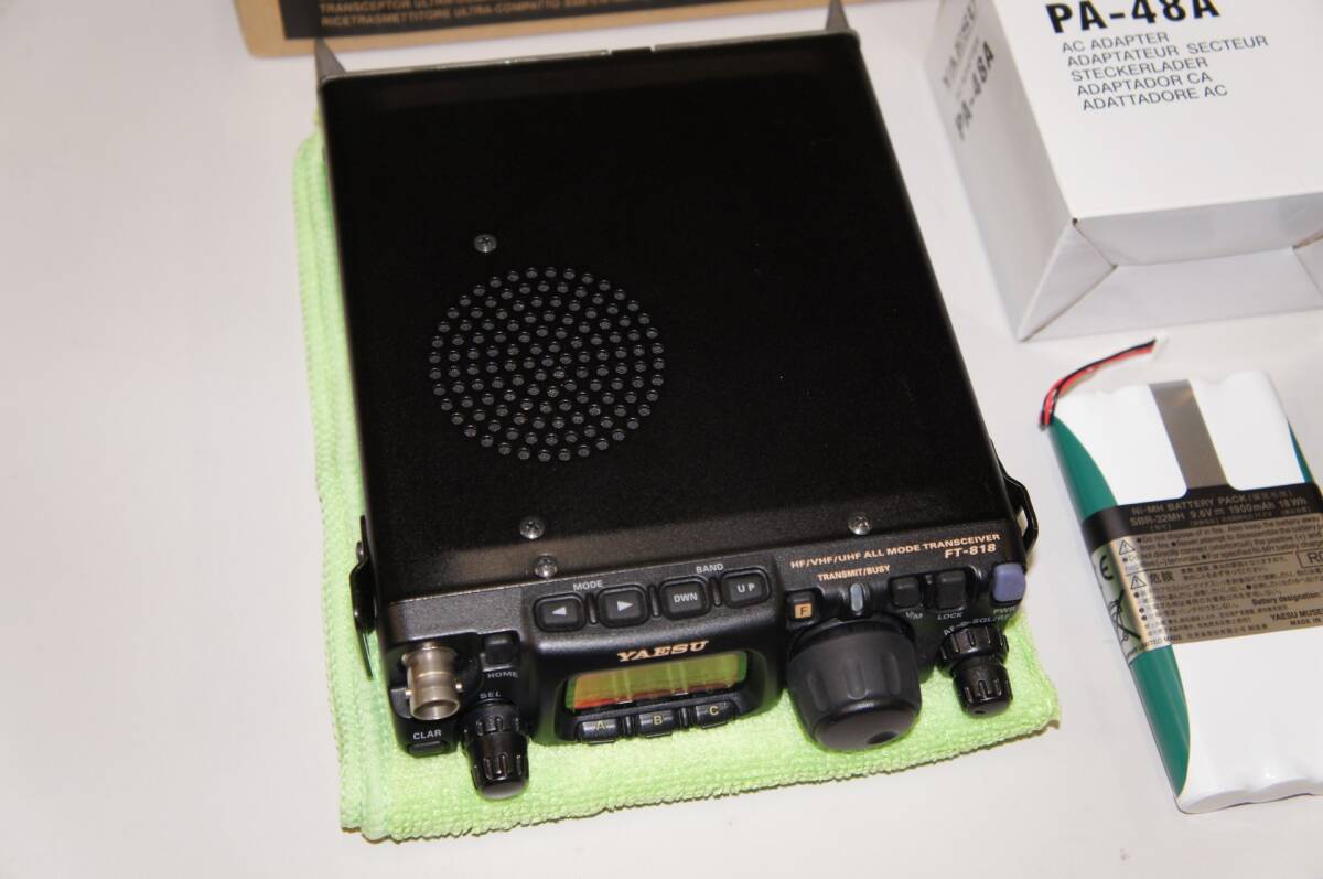 ★☆ YAESU FT-818ND HF/50/144/430MHz オールモード 美品 ☆★の画像3