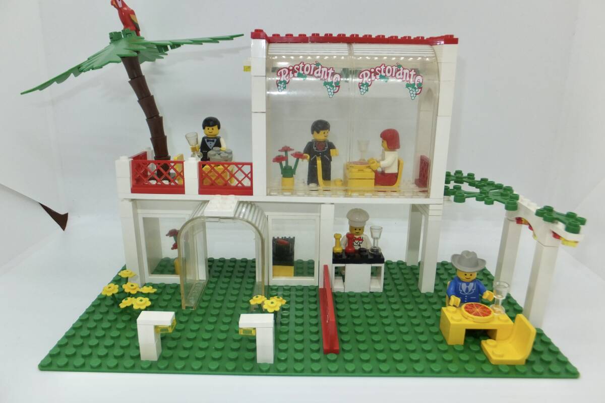 LEGO #6376 イタリアンレストラン Breezeway Cafe パサディナ 街シリーズ オールドレゴの画像1