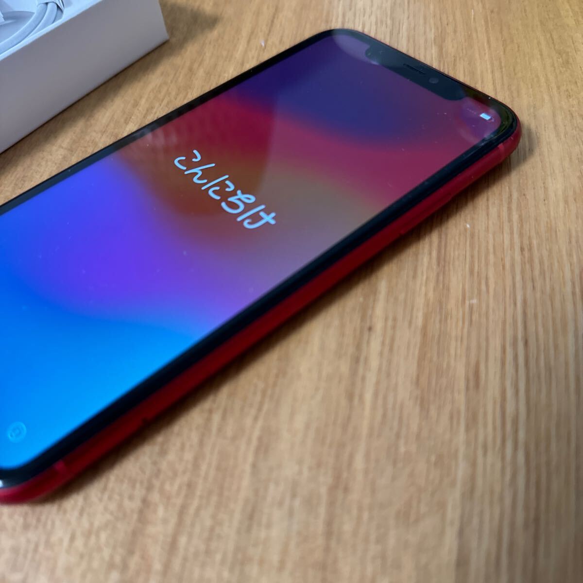 iPhone 11/Red 64GB/箱、Lightningケーブル付/SIMフリー★Apple アイフォン11 中古　スマホ本体_画像5