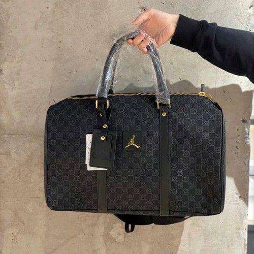 NIKE Jordan Monogram Duffle Bag 2WAY ジョーダン モノグラム NIKE Jordan Monogram Duffle Bag 2WAY ジョーダン モノグラム