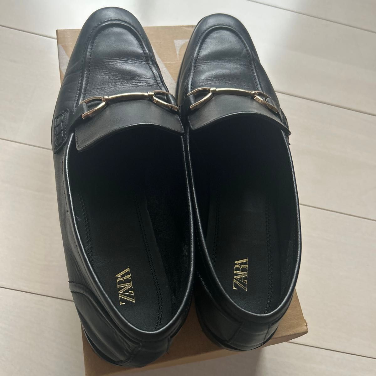 zara ビットローファー