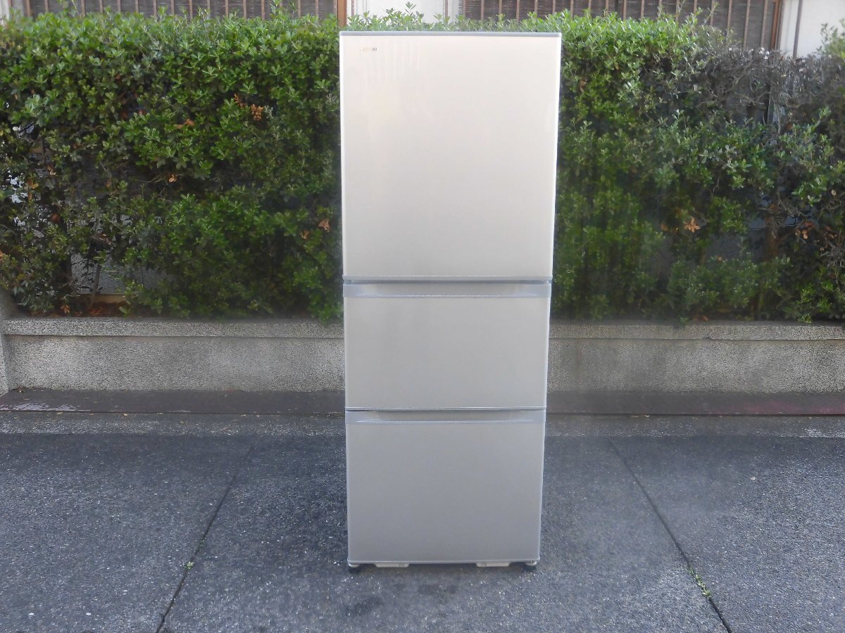 B005/動作品【TOSHIBA 東芝ノンフロン冷凍冷蔵庫 3ドア GR-S33S(S)2020年製 内容積:３３０L 計1点】家電製品/生活家電_画像1
