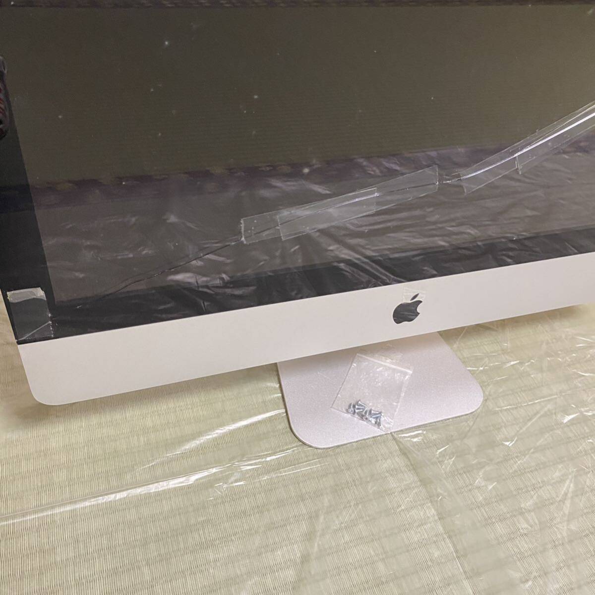 iMac 21.5インチ 液晶割れ ジャンク品 動作未確認 付属品なしの画像3