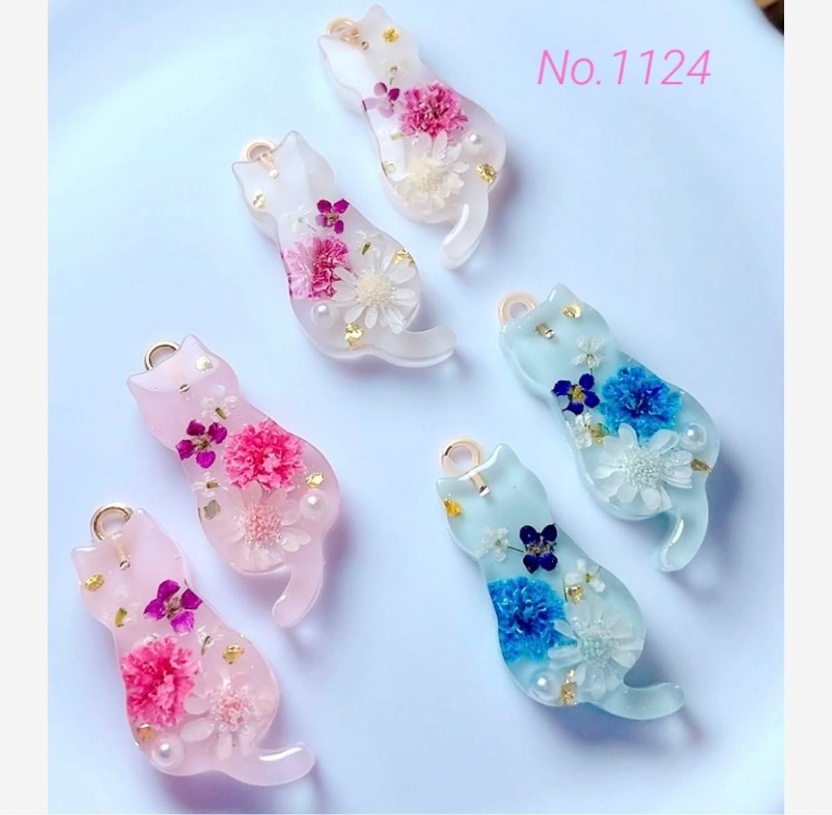 確認用となりますNo.1124チャーム♪ペンダントトップ♪カン付きレジンパーツ♪猫♪花♪