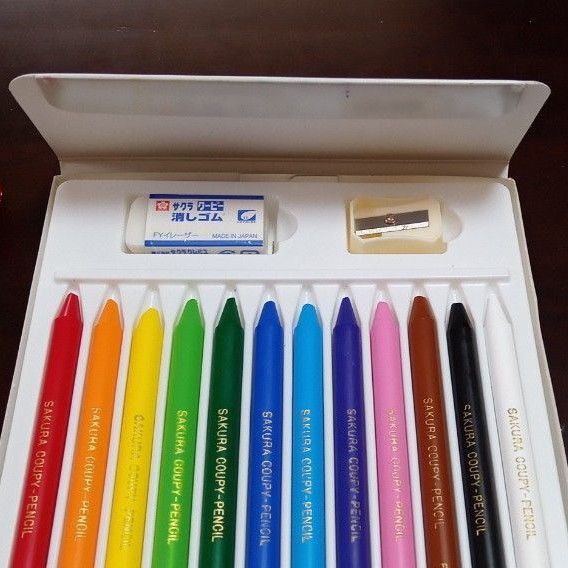 サクラクレパス 色鉛筆 クーピー 12色 紙箱入り FY12K