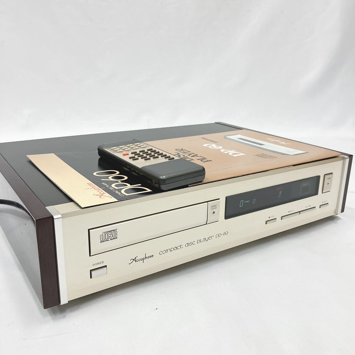 Accuphase アキュフェーズ CDプレイヤー DP-60 オーディオ機器 リモコン 取説付き 追加写真有り 01-0315の画像1