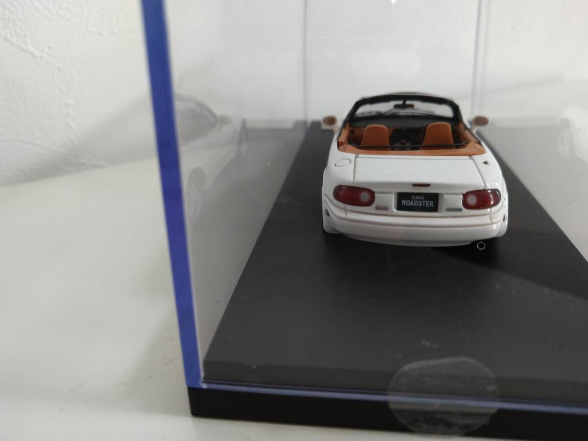 1/43 Mark43 EUNOS ロードスター（NA8C）V-SPECIAL JUST WHITEの画像3