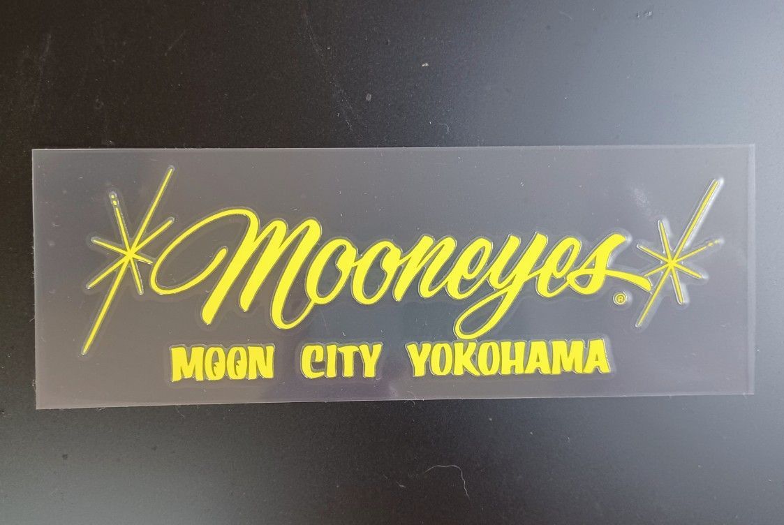 再入荷!!【MOONEYES】 YOKOHAMA CITY転写デカール/ステッカー/イエロー