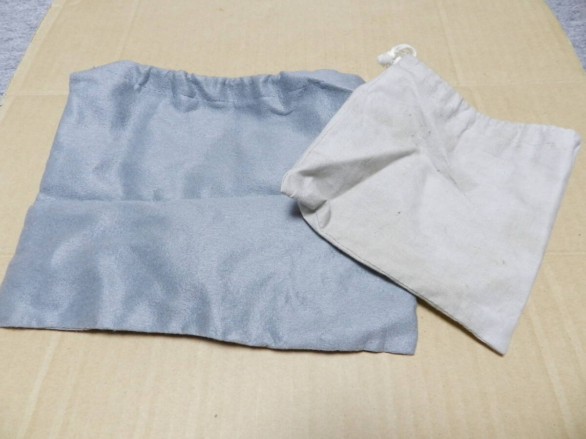 シマノ  リール袋  リールケース  保護  大サイズ 大  サイズ約21㎝×25㎝  小さい方汚れあり サイズ約16㎝×16㎝の画像2