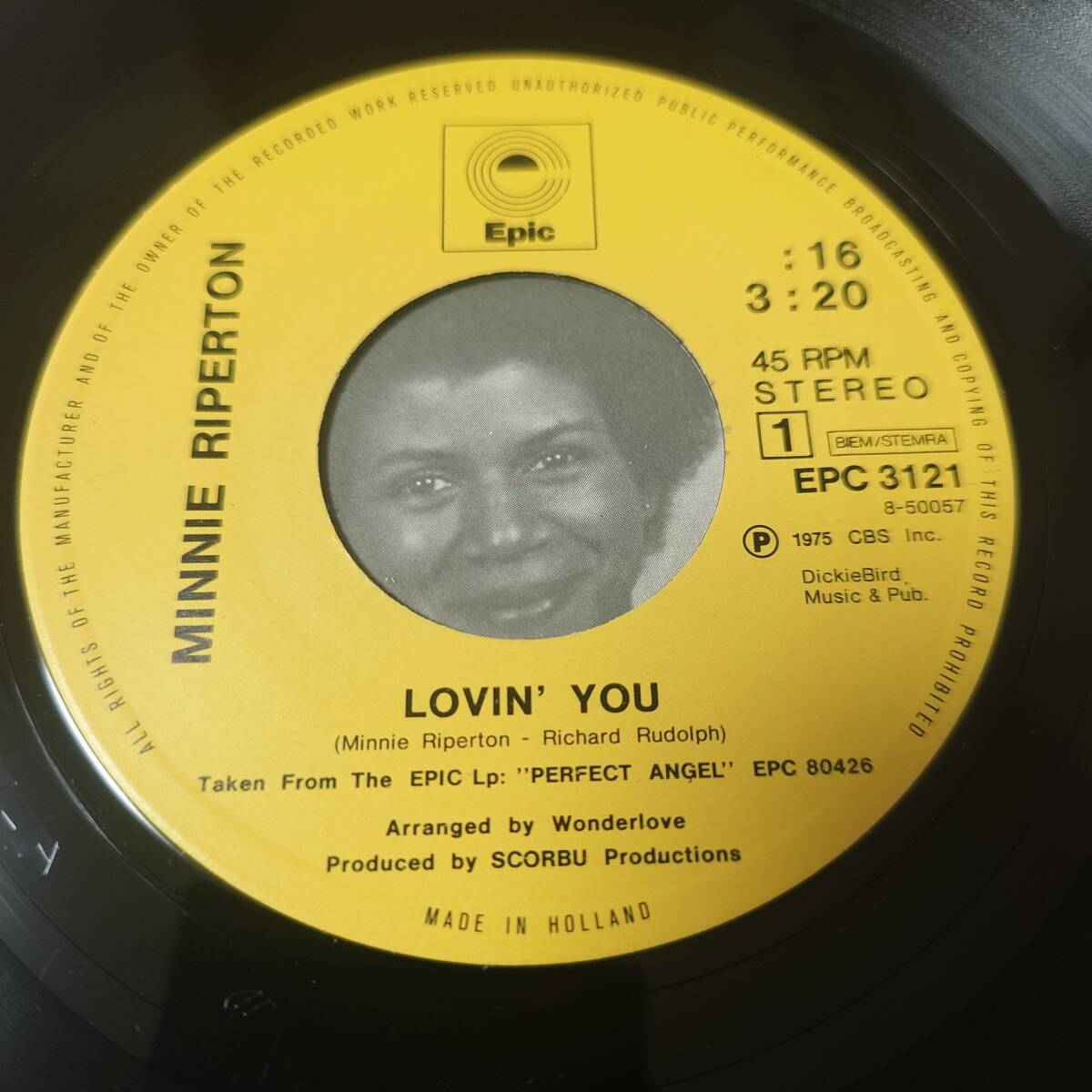 Minnie Riperton - Lovin' You / The Edge Of A Dream // Epic 7inch / Lovers / Janet Kay Loving you / AA0641 の画像3