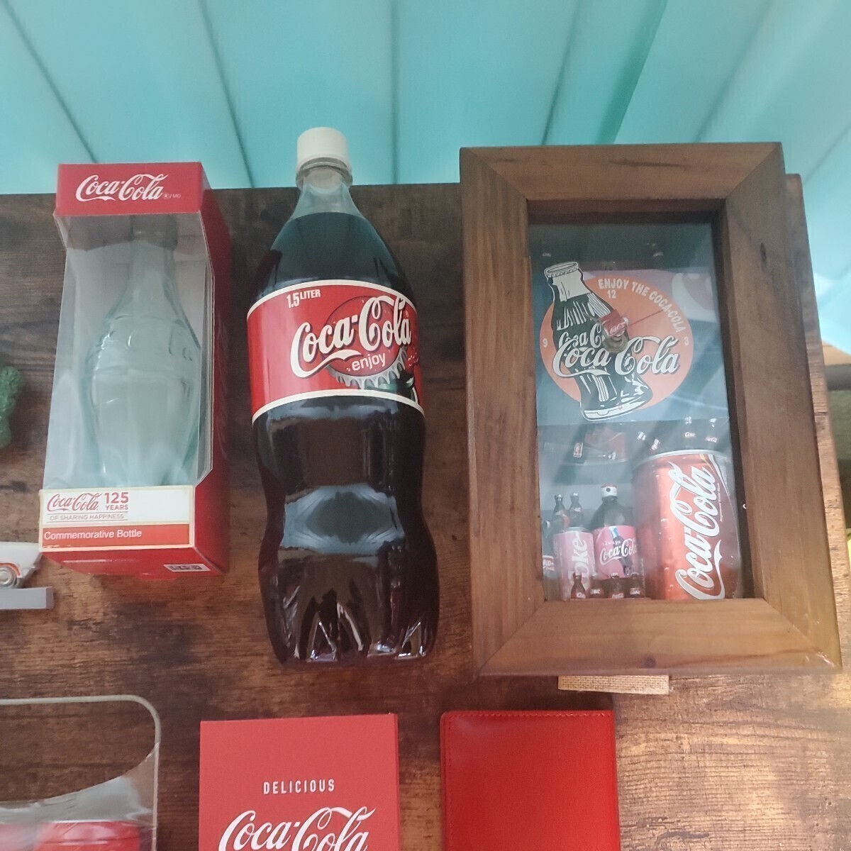  Coca Cola подлинная вещь часы резак для скотчка бутылка Coaster др. 