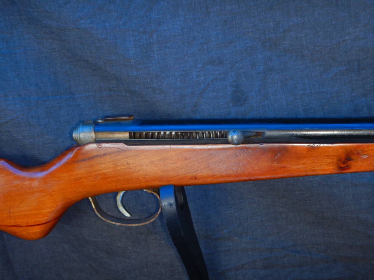 アンティーク 射的銃 BS-65 木製銃床 昭和の玩具 つづみ弾 木製ストック 夜店 縁日 射的場 スプリング銃 スポーツ銃 動作確認しましたが_画像3