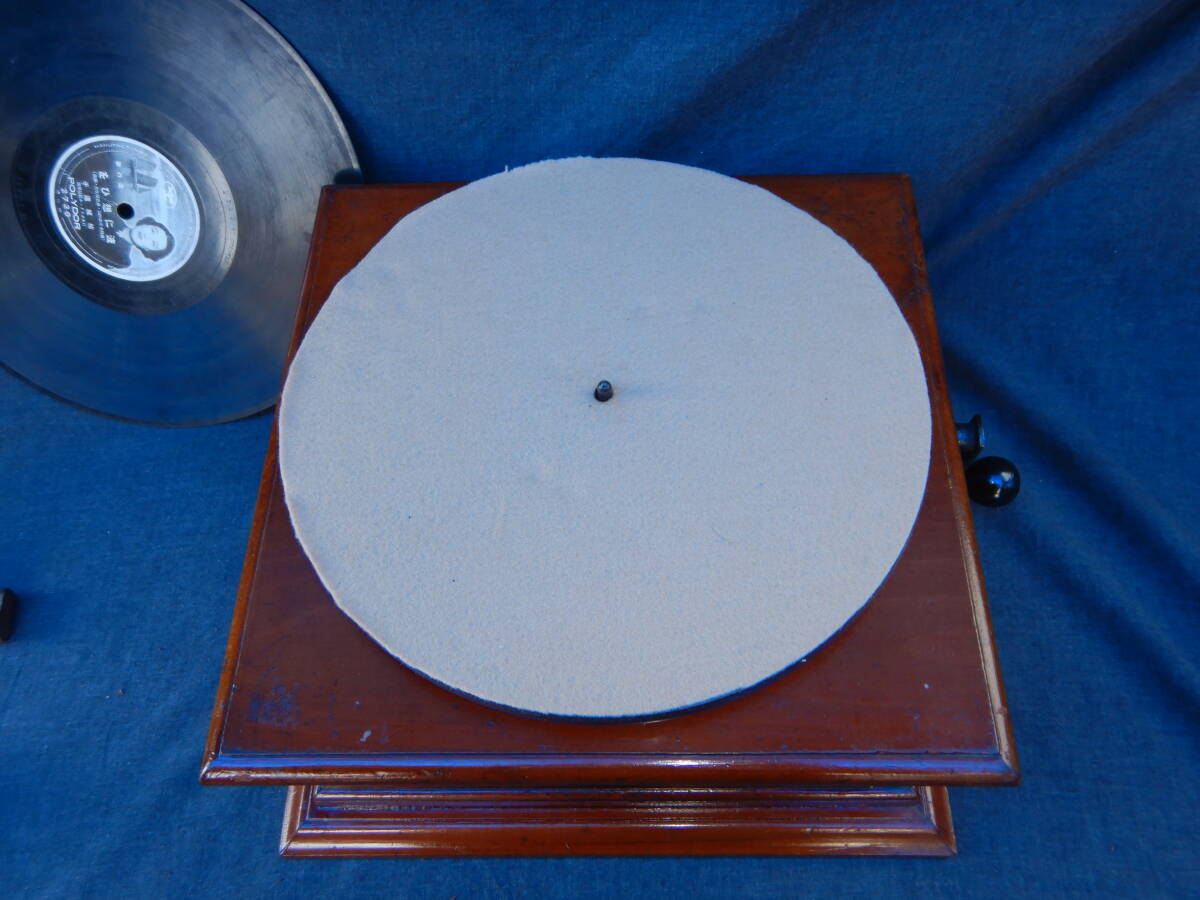 アンティーク　昭和初期 虎のトレードマーク SUGIYAMA ラッパ蓄音機 SP盤 レコード 蓄音機 戦前 雲母サウンドボックス 針缶 稼動しますが_画像8