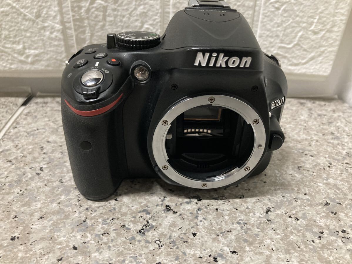 AZ-212.Nikon デジタル一眼レフカメラ D5200 ボディー ブラック D5200BKの画像4