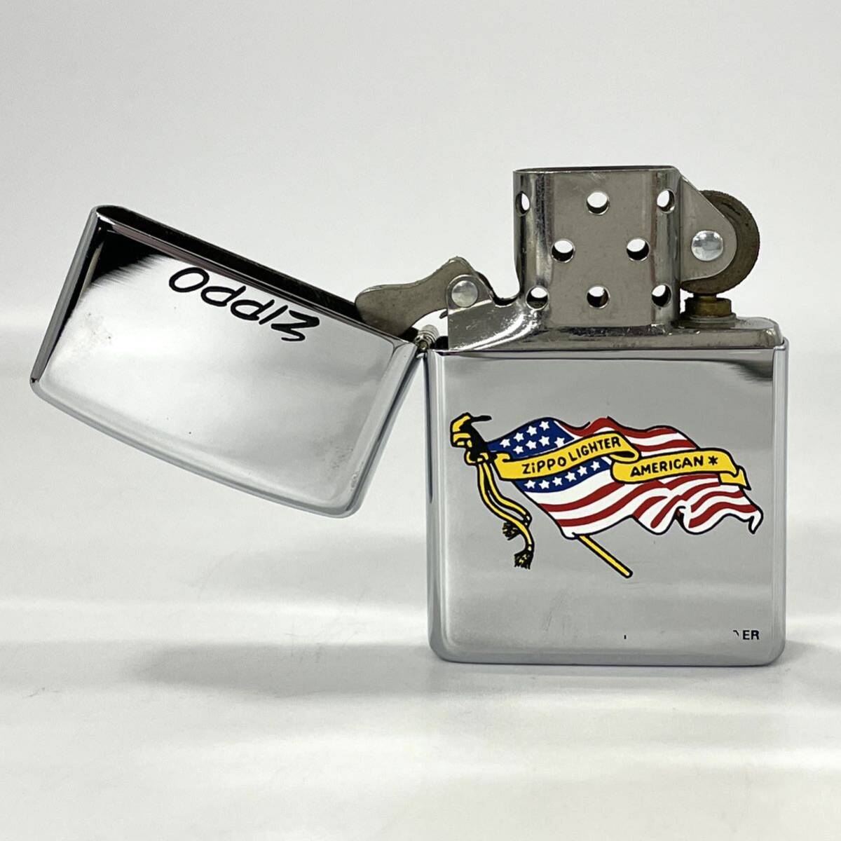 【Z42】 1円スタート ZIPPO / B XIII ZIPPO LIGHTER AMERICAN ジッポー アメリカ 国旗 オイルライター 喫煙具 火花確認済み ケース付き_画像3