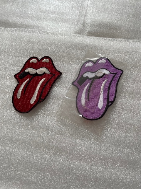 The Rolling Stones ワッペン　2枚　赤と紫　紫は新品　天地8.8cm_画像1
