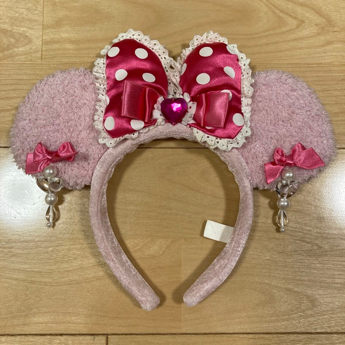 ディズニー ミニーマウス カチューシャ イヤリング ピンク ディズニー ミニーマウス カチューシャ イヤリング ピンク