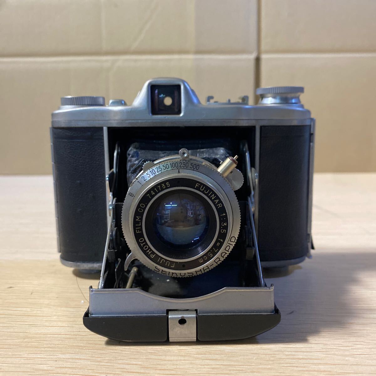 FUJICA SIX FUJI PHOTO FILM F3.5 f=7.5cm.. camera retro Junk secondhand goods 