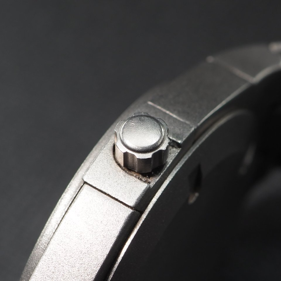 【バックル破損/動作品】 PORSCHE DESIGN ポルシェデザイン IWC チタン QZ クロノグラフ USED品 ボーイズ メンズ 腕時計 「23825」の画像4