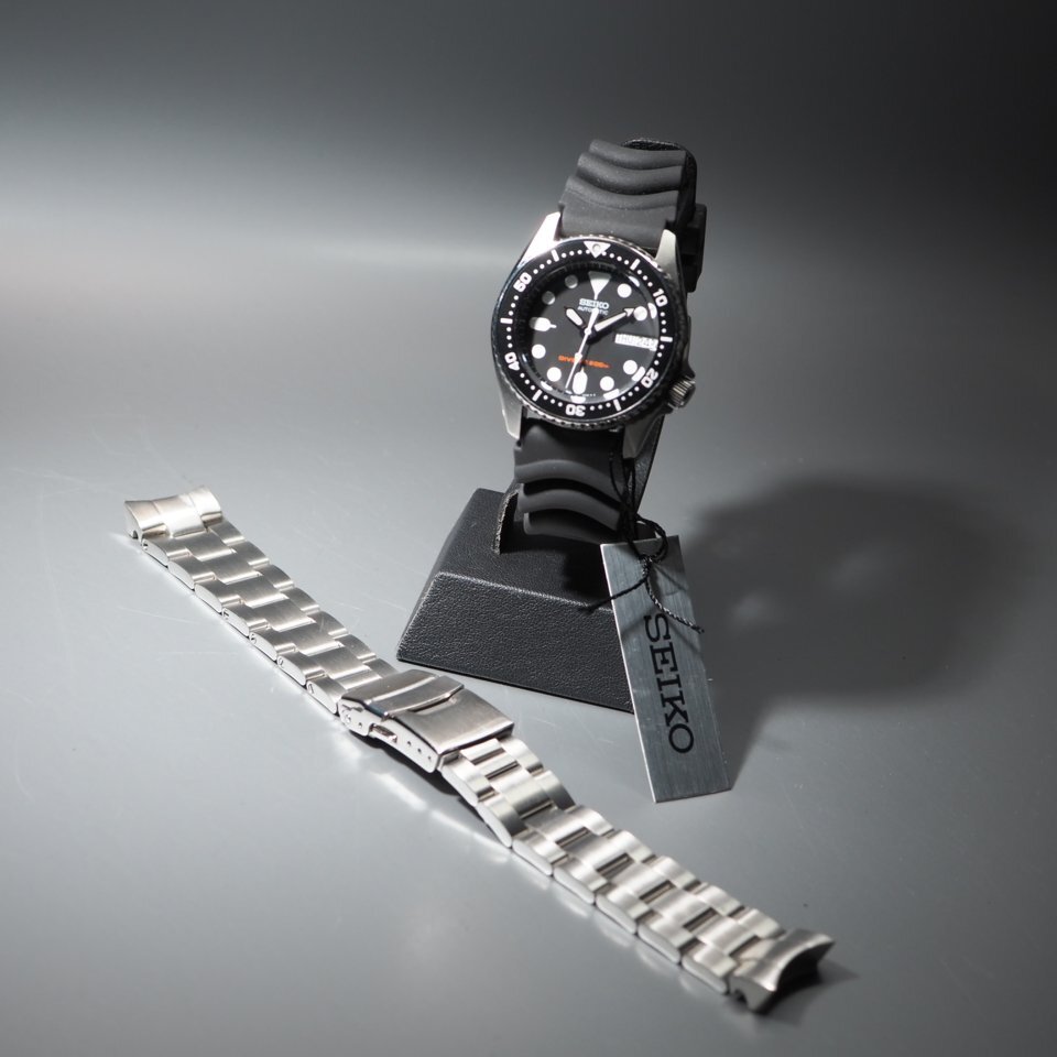 【超美品】 SEIKO セイコー ダイバーズ SS ラバー AKX013K 7S26-0030 自動巻き 社外SSブレス付き 黒 回転ベゼル メンズ 腕時計 「23907」_画像9