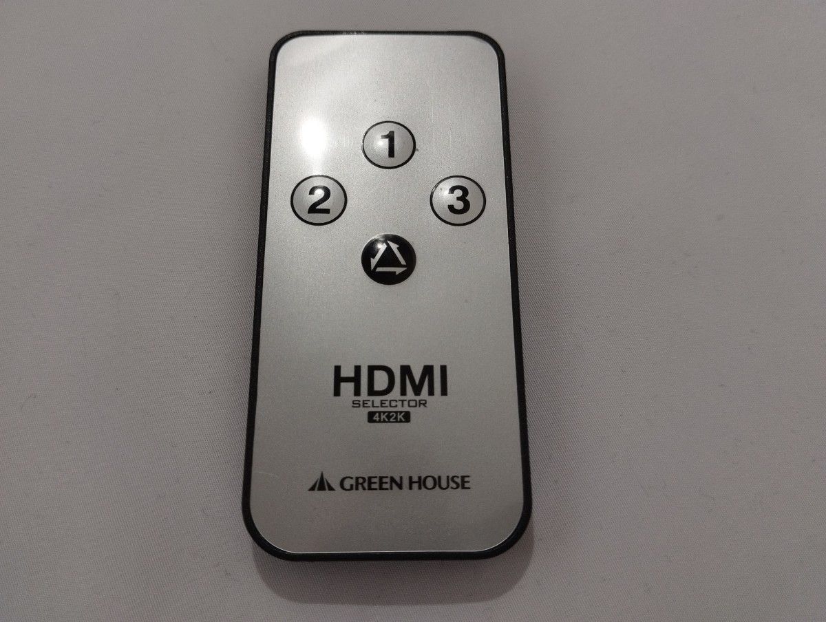 グリーンハウス  HDMI切換器3台用 リモコン付 手動切り替えタイプ Input3+Output1ポート GH-HSWB3-BK