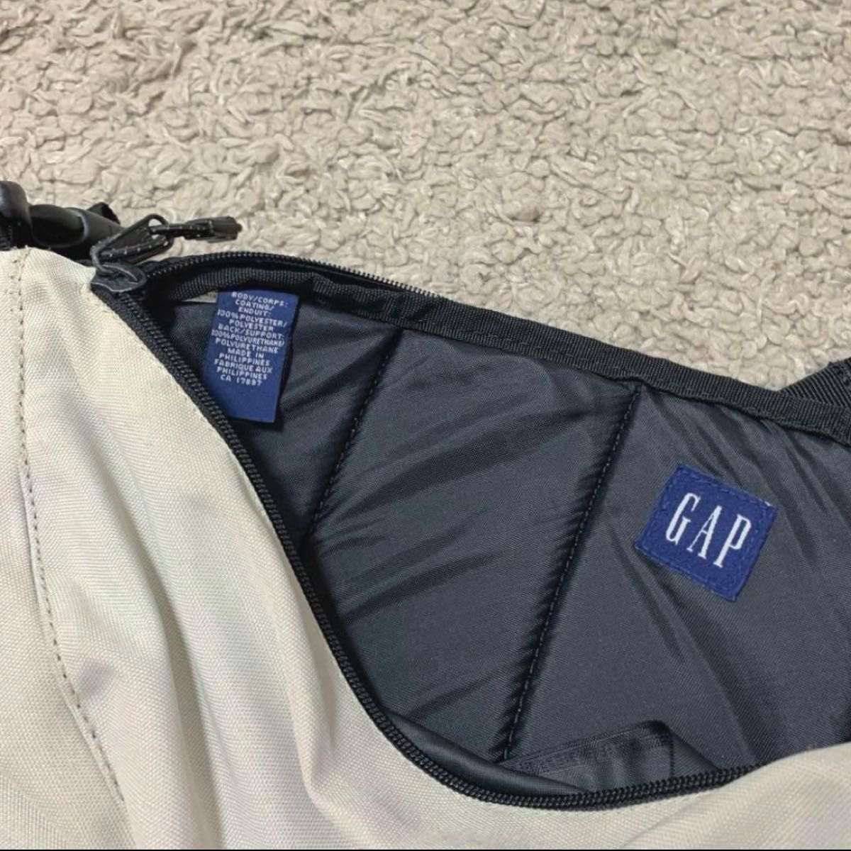 90~00s OLD GAPワンショルダーバッグarchiveヴィンテージy2k 90~00s OLD GAPワンショルダーバッグarchiveヴィンテージy2k