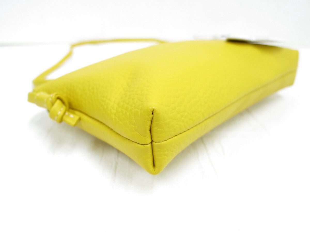 Kitamura Kitamura * car f leather original leather * Mini shoulder bag * yellow gold metal fittings * storage unused goods * dog motif *N7866