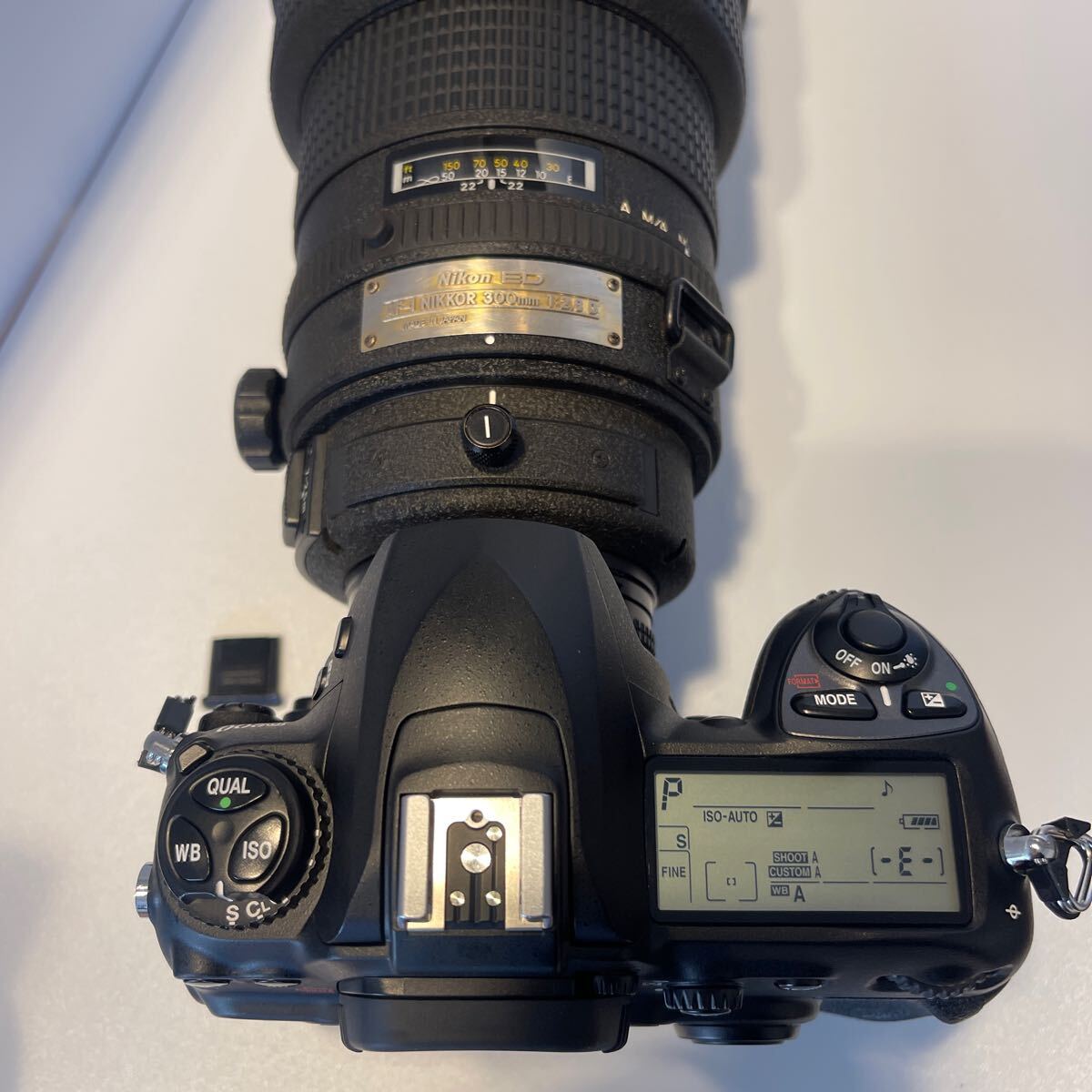 Nikon ニコン D200 大口径300mmf2.8望遠レンズ【難あり】DXカメラとの組み合わせで450mm換算大口径超望遠レンズセットの画像5