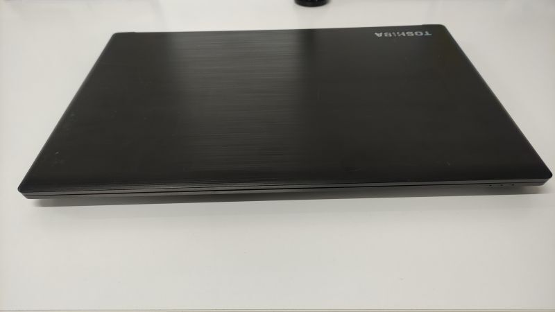 【中古ノートパソコン】TOSHIBA 東芝 dynabook B65　i5-第8世代　15インチモニター　Win11 pro メモリ8GB SSD256GB_画像3