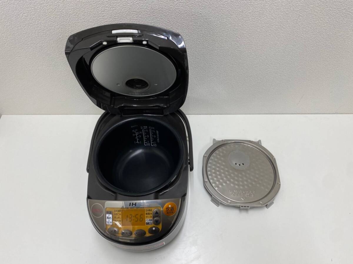 【A055】中古品　ZOJIRUSHI　象印　豪熱沸とうIH　NP-VN10　1.0L　5.5合　2017年製　TAブラウン　通電確認済_画像5