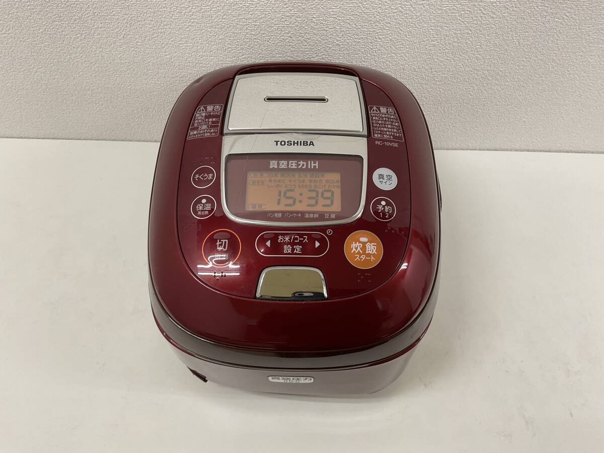 【A129】ジャンク品　TOSHIBA　東芝　真空圧力IH保温釜　RC-10VSE　グランレッド　1.0L　5.5合　2012年製　_画像1