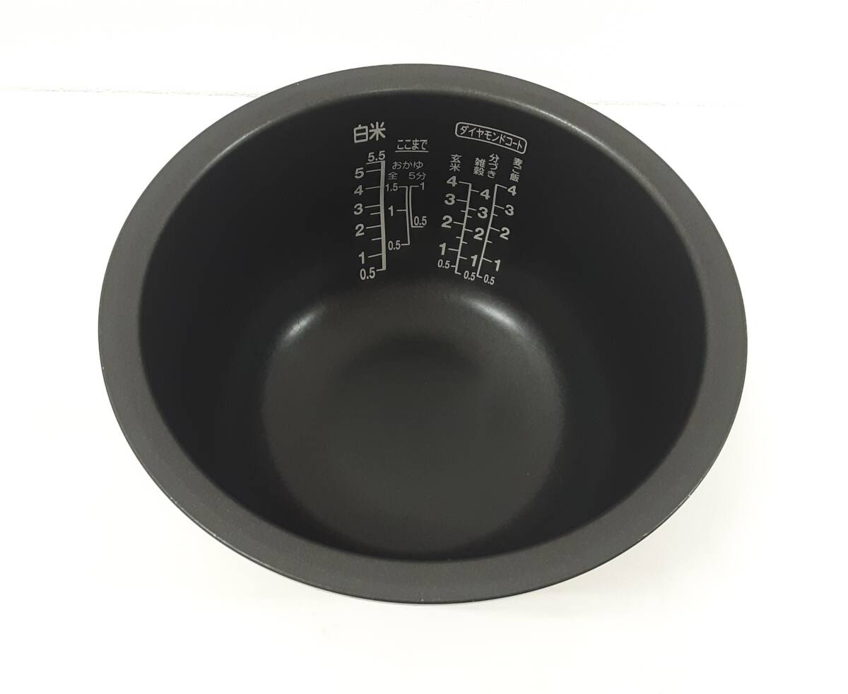 【A068】ジャンク品 TOSHIBA 東芝真空IHジャー炊飯器 RC-10VRJ グランレッド 1.0L 5.5合 2015年製の画像9