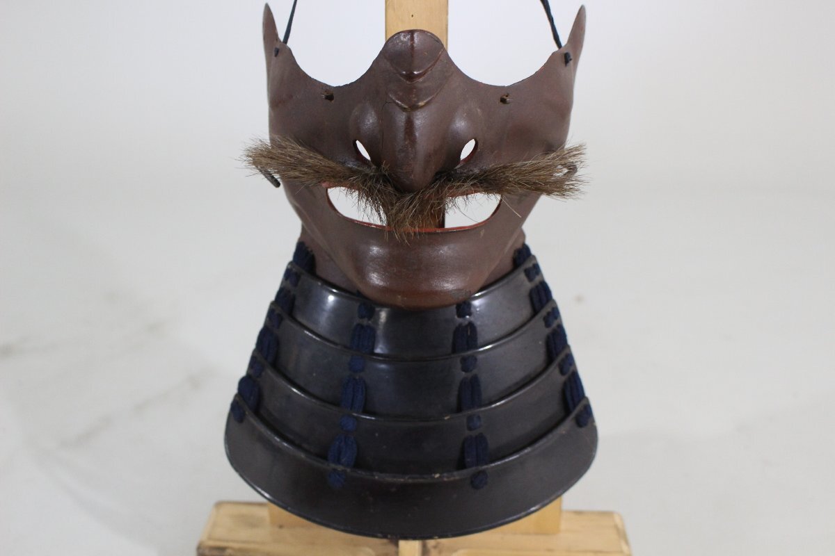 ^v three 10 two interval . helmet * surface . Edo iron, rust paint, black lacquer 36.5×30×26.5cm surface .:27.6×16.4×13.7cm 2.23kg^v